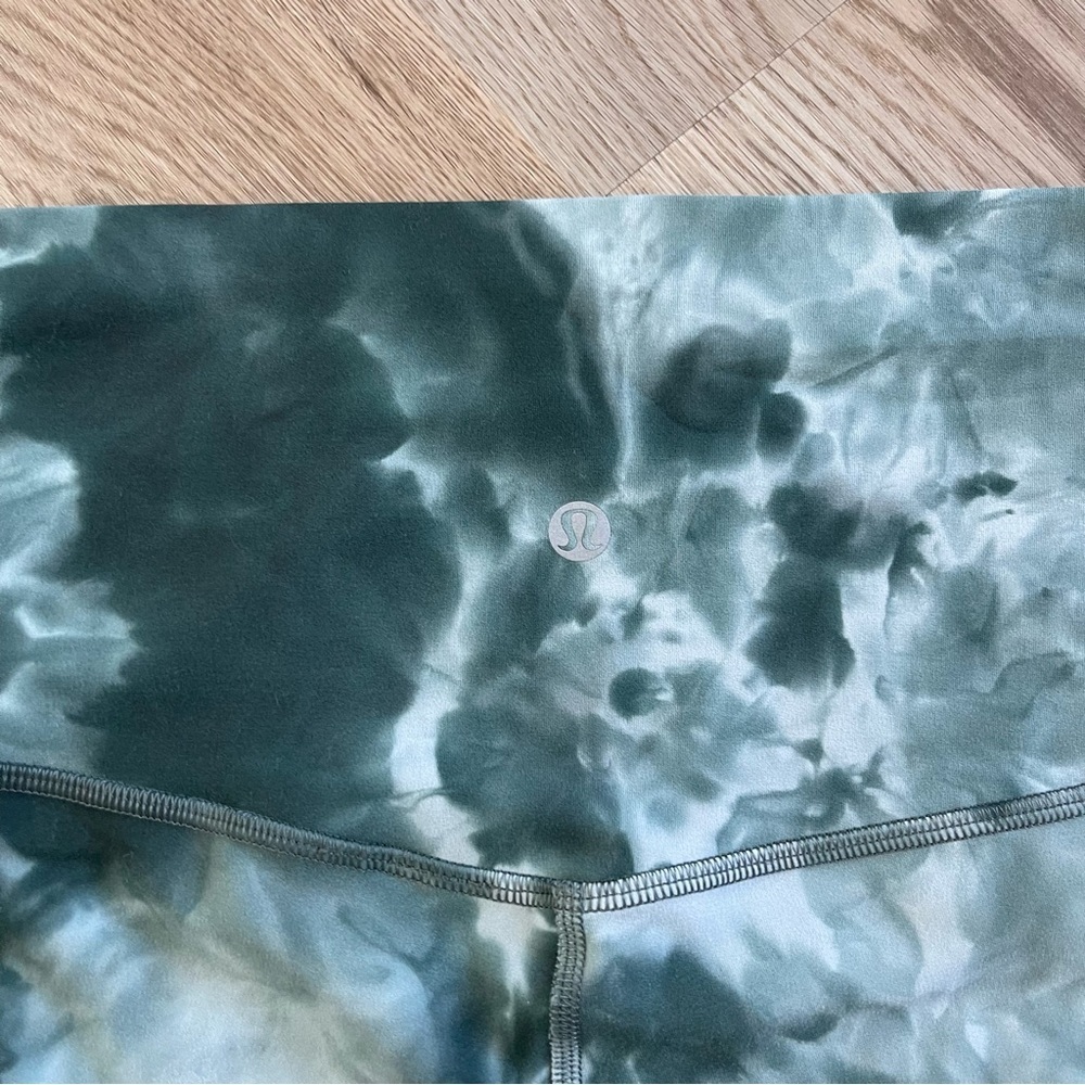 Lululemon Align High-Rise Crop Leggings Diamond Dye Starlight Smoked Spruce 8 - Picture 7 of 9